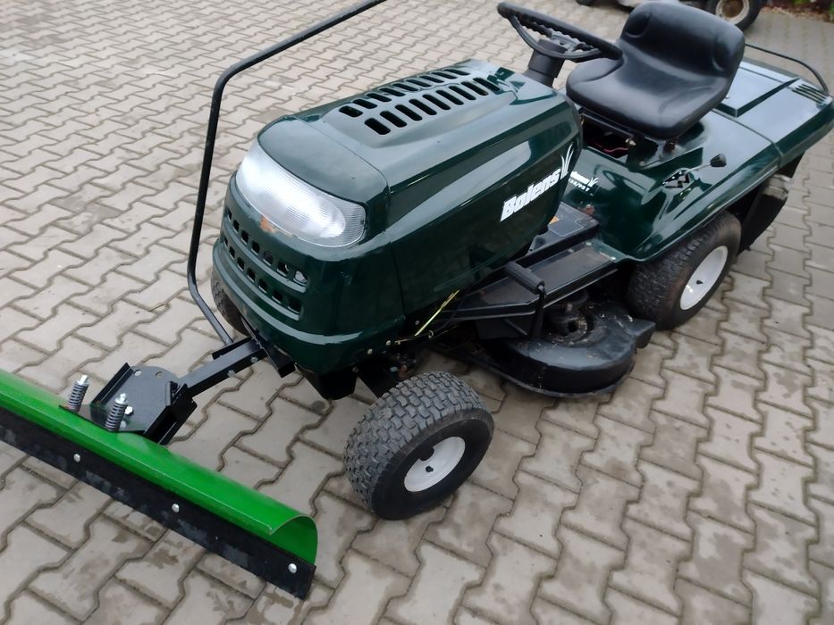 Pług do śniegu traktorek ciągniczek kosiarka quad dzik odśnieżarka