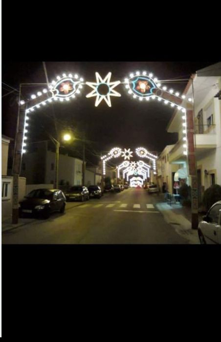Arcos de iluminação para festas
