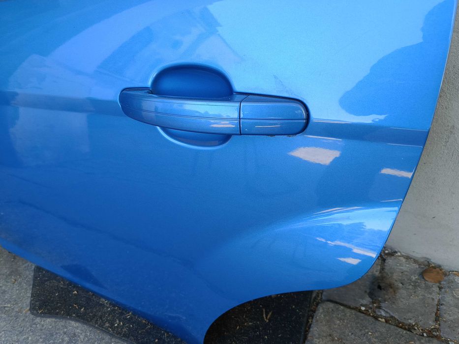 FORD Focus mk2 HB drzwi tylne lewe