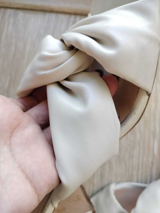 Sandálias Stradivarius