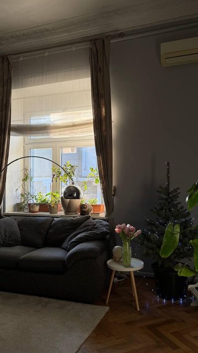 Продам 4-кім. бельгійку з капітальним ремонтом у центрі вул. Заславського. Ваучер. Є Відновлення (295-282)