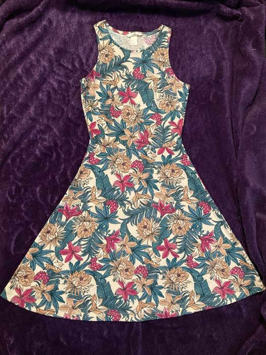 Sukienka w kwiatki H&M XS