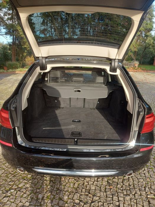BMW 520 Luxury carrinha (93km - 2018) particular nacional