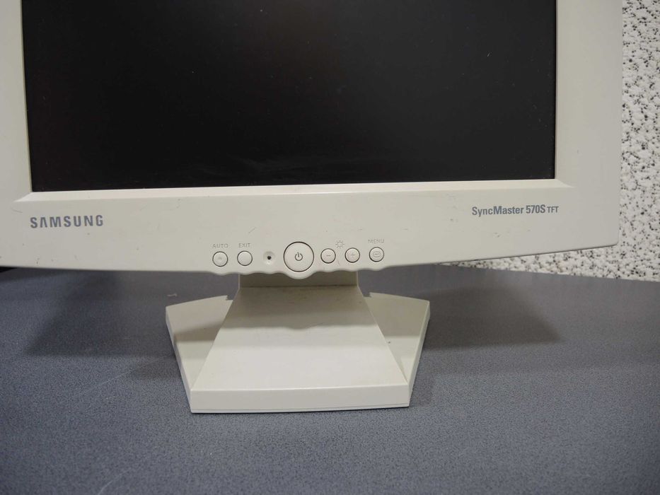 Монитор "Samsung Sync Master 570S TFT", 15 д.