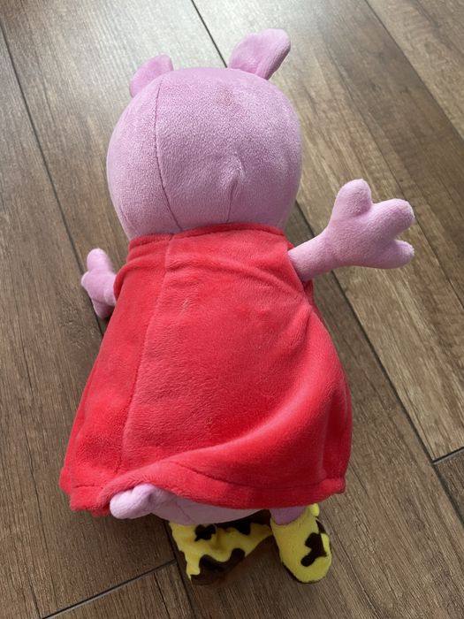 Świnka Peppa maskotka z dźwiękiem 24 cm