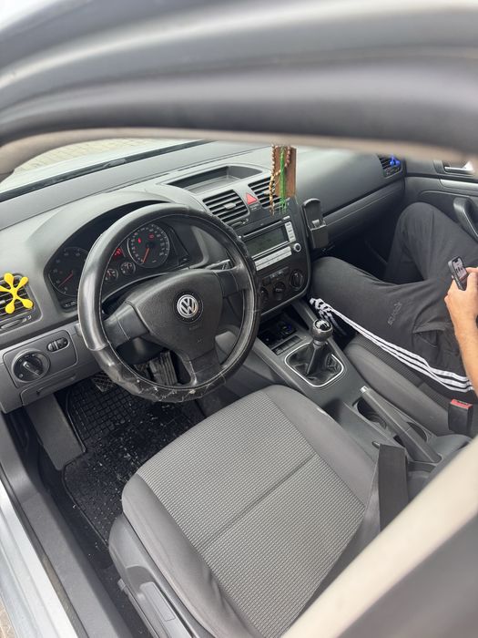 Продаж Golf 1.6 benzin