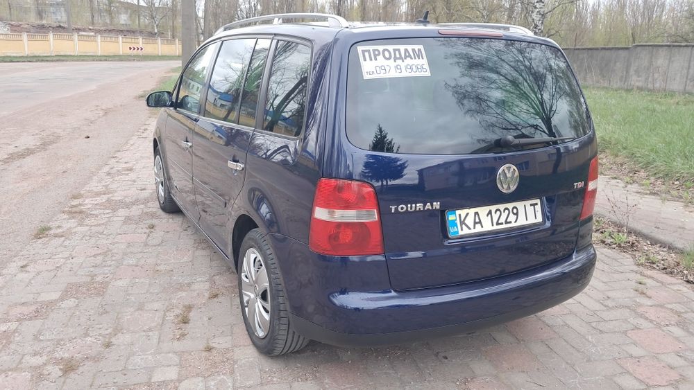 Продам чудовий сімейний авто