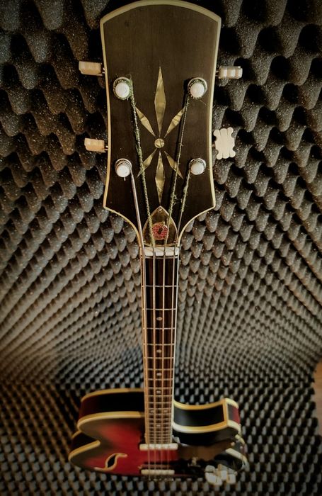 FRAMUS 1961 Star Bass gitara Basowa  super stan prosto od lutnika