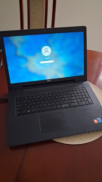 laptop Dell  super stan !