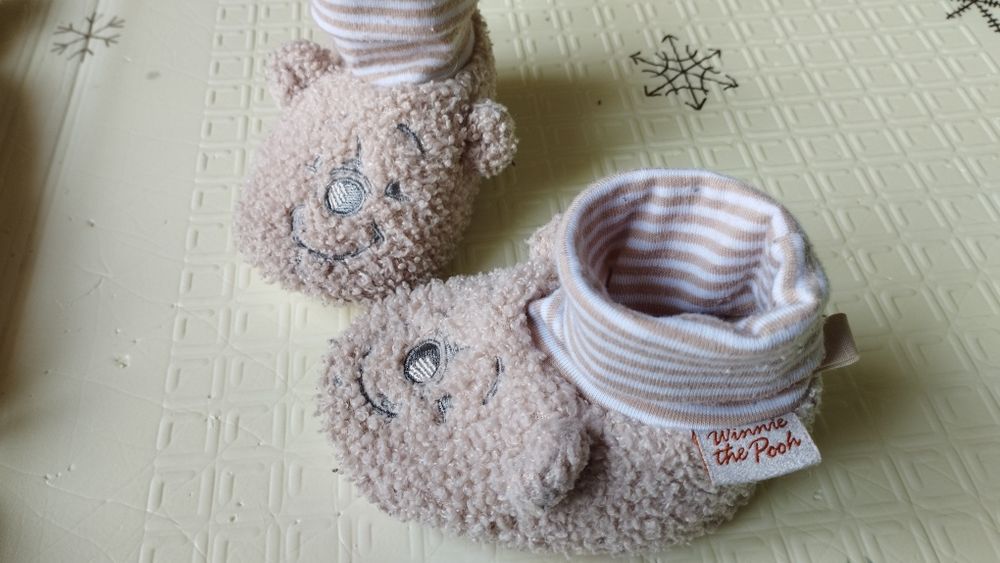 Conjunto Winnie the Pooh 6-9 meses