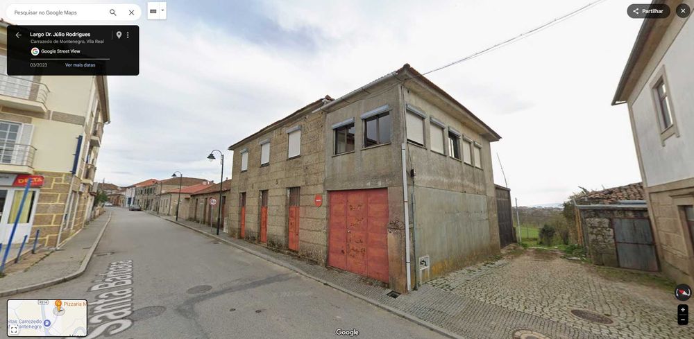 Carrazedo de Montenegro: Casa (338 m2) e Terreno (total 8.000 m2)