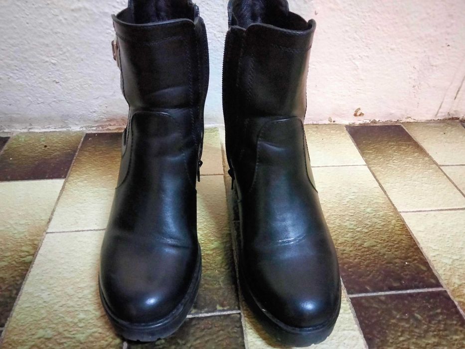 Botas Deichmann - tamanho 39
