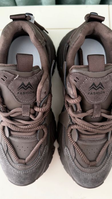 Кросівки, 37р, супер якість, нові