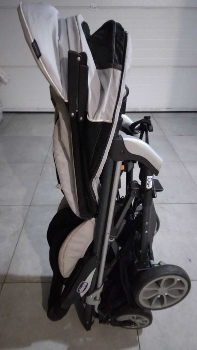 Carrinho de bebé CHICCO