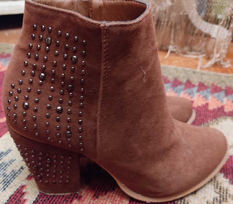Botins Camurça Castanhos T. 39