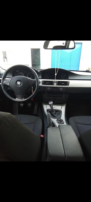 BMW 318d LCI 143cv touring 2009