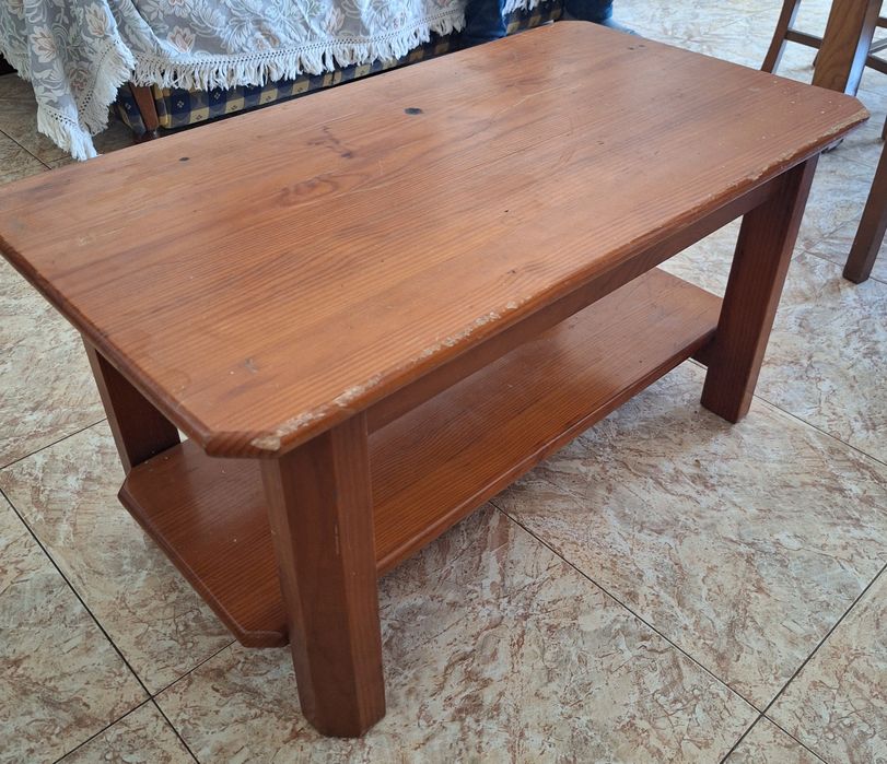 Mesa de centro em bom estado