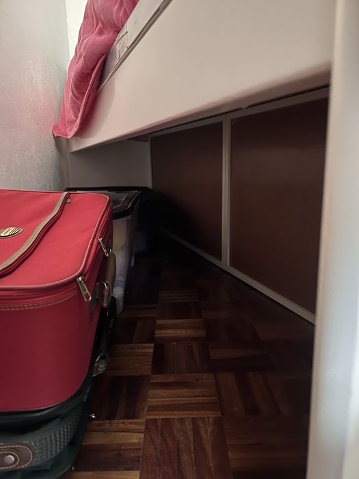 Cama solteiro com arrumaçao +  Colchão