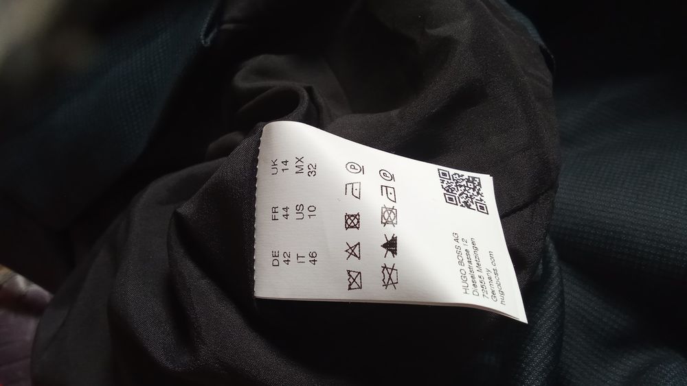 Платье BOSS 100%шерсть