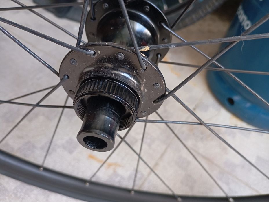 Road Wheels64862128045954126
