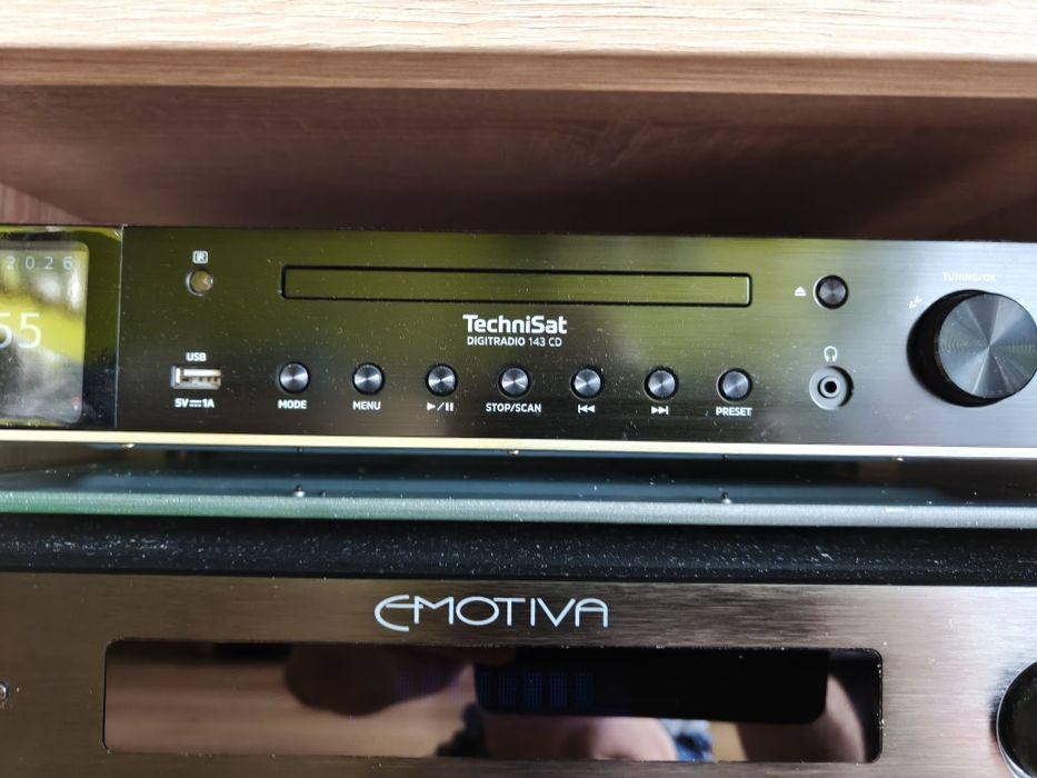 TechniSat digitradio 143 CD V3