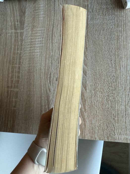 Книга англійською