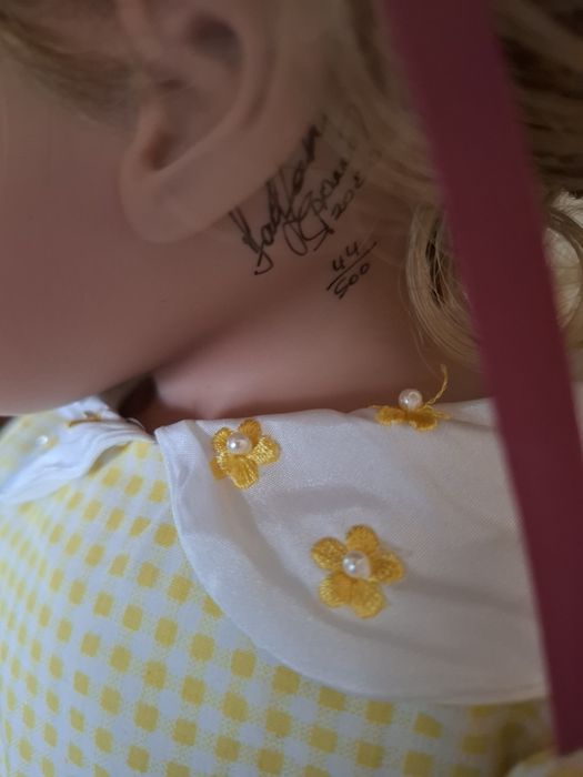 Коллекционная виниловая,кукла от Файзах Спанос