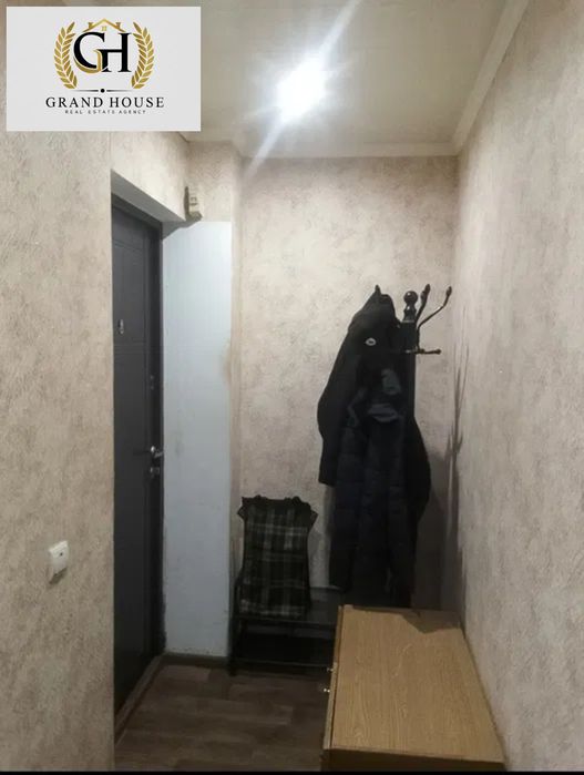 Продам двокімнатну квартиру. Вулиця Шатіла.