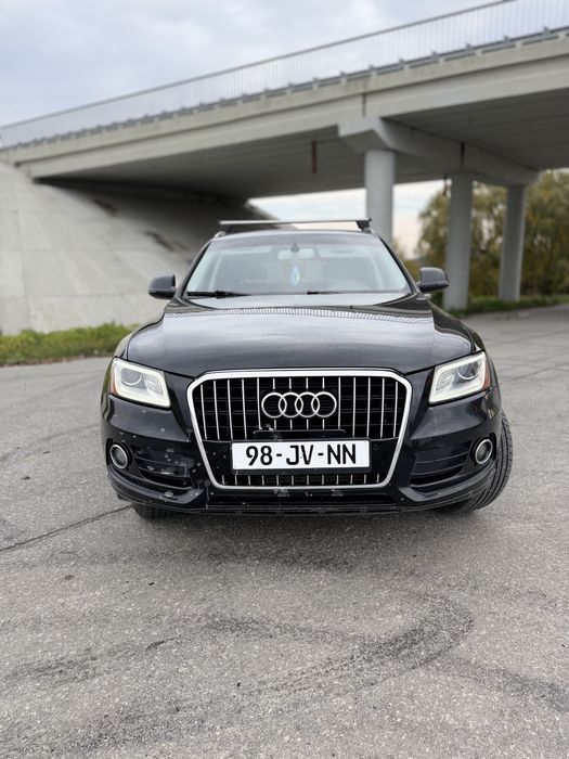 Audi Q5 2.0 бензин