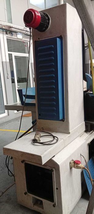 **Oportunidade** Retificadora plana em ótimo estado