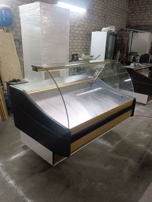 Холодильная витрина COLD 155 см