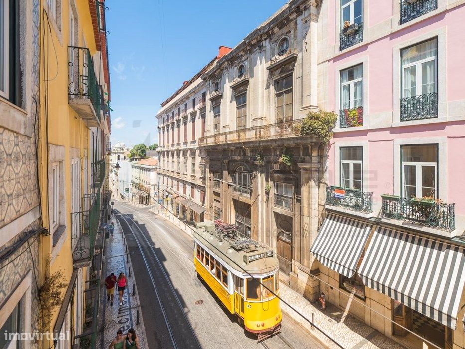 Apartamento T4 | Calçada do Combro | Lisboa