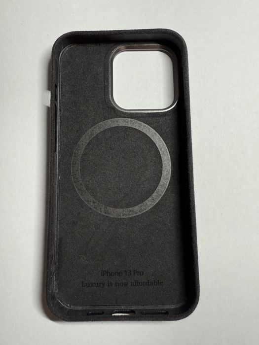 Case na iphone 13 pro z alkantary szary Nobleskin