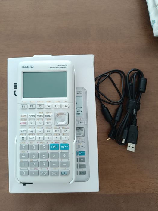 Calculadora casio fx-9860GIII