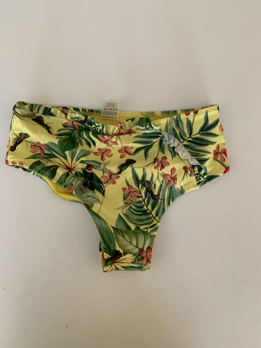 Cueca de Bikini 36