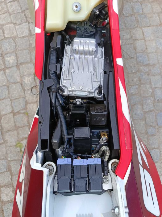 GASGAS EC 250 2T 2021 – Excelente Estado | 1.º Dono | 191 Horas