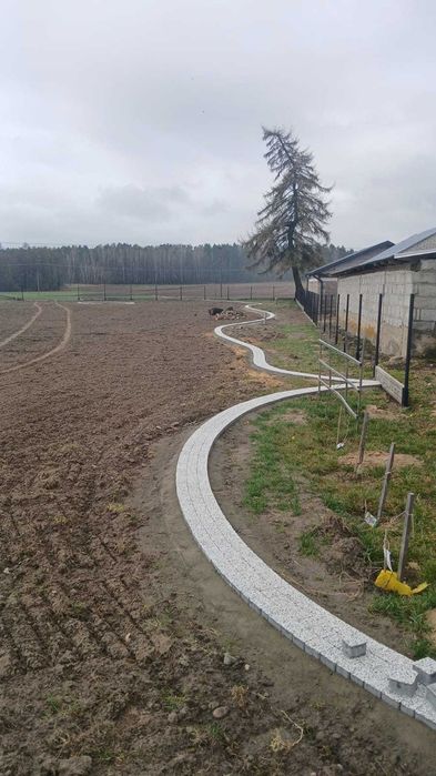 Usługi glebogryzarką separacyjna przygotowanie pod trawnik