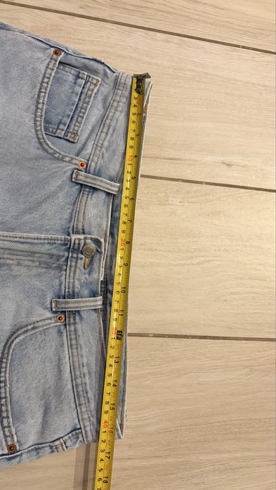 Szorty  jeansowe  Zara 42