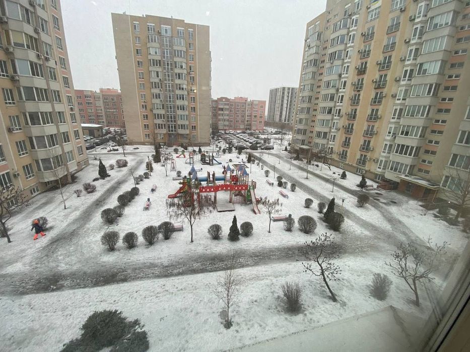 Здам 2-х кв,Святопетрівське,Б-р Л.Украінки 10-в