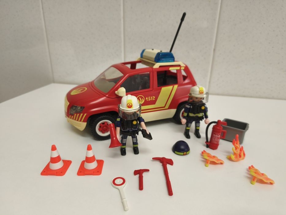 PLAYMOBIL 5364-  Carro Bombeiros + 2 FIGURAS + ACESSÓRIOS