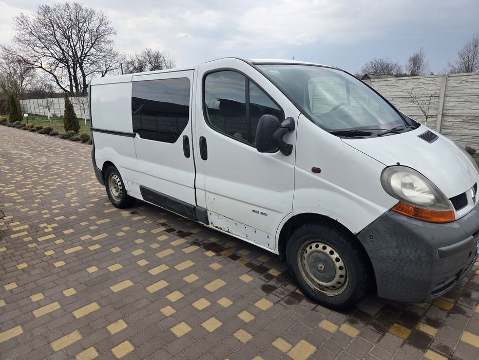 Рено трафік 1.9 довга база