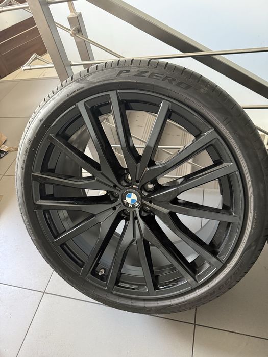 BMW 2024 rok G05/06 kola 22” kompletne opony pirelli P0