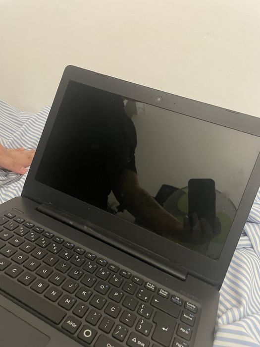 Notebook Positivo Stilo XCi3650 com defeito – para peças/reparação