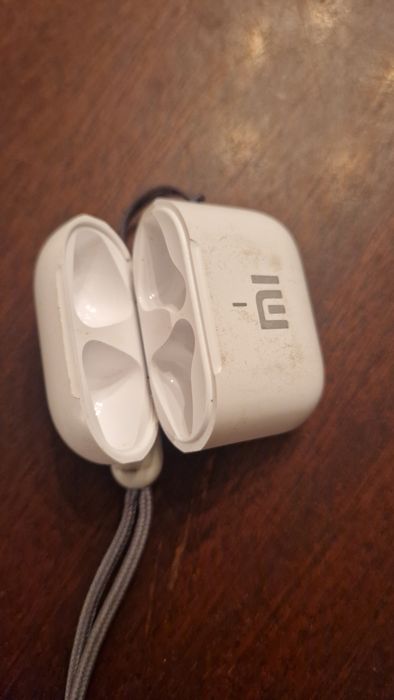 Etui ładowarka xiaomi redmi buds
