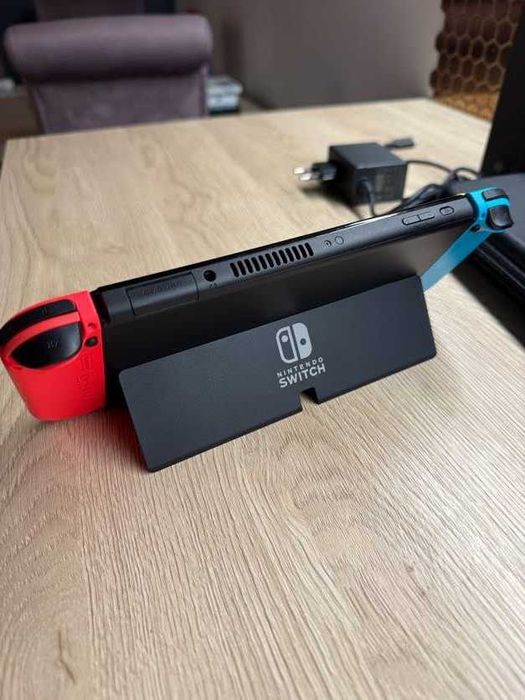 Nintendo Switch OLED – Mega Zestaw + karta 512 GB + dodatkowe pady