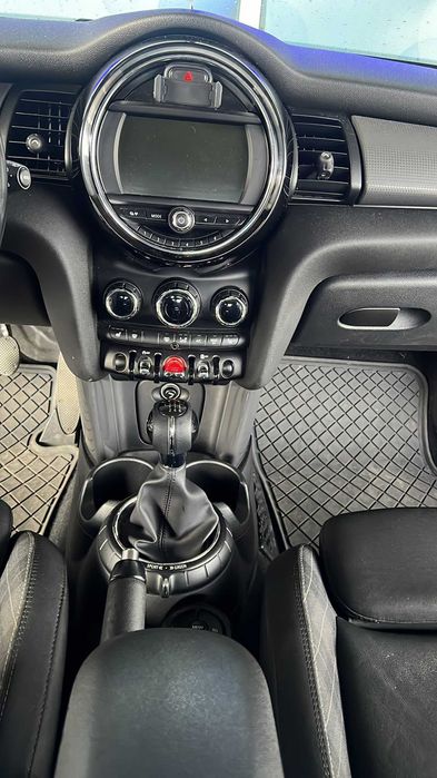 Mini cooper D  1.5