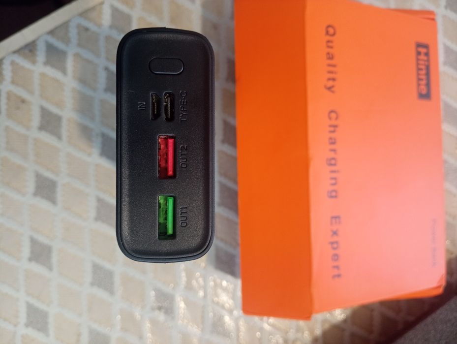 Продам  Power Bank на 20000 miliamper