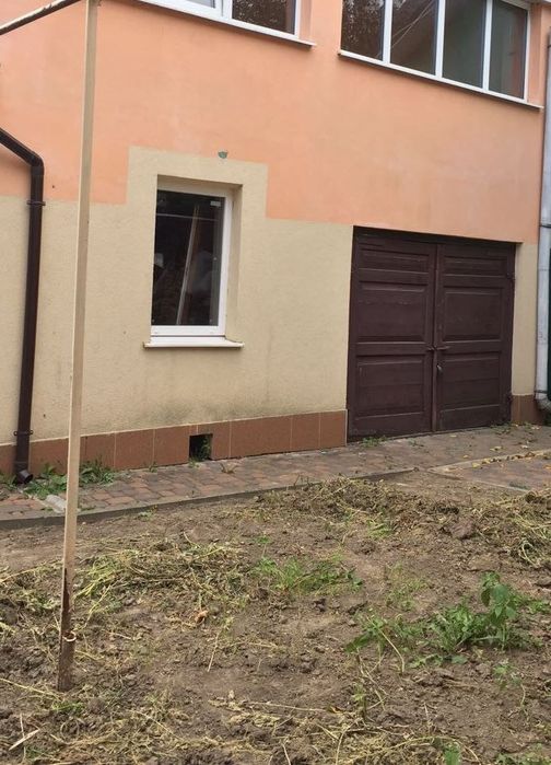 Продам частину будинку р-н 18 школи