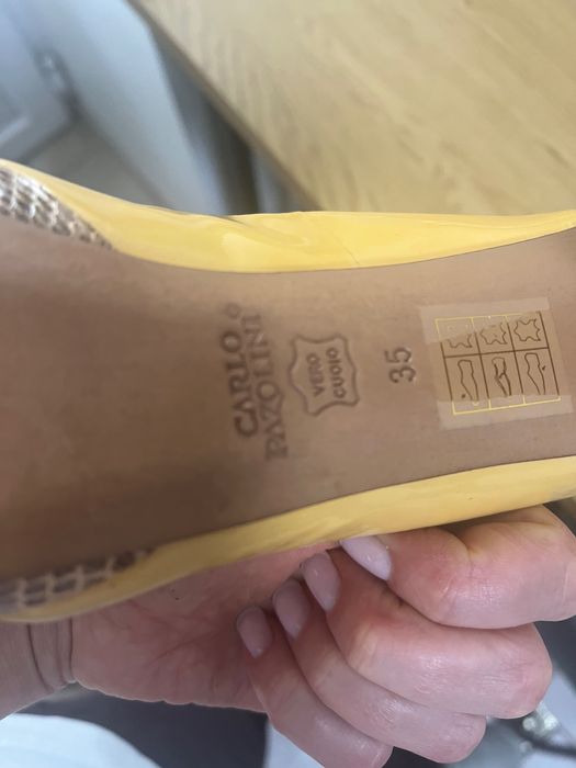 Туфлі carlo Pasolini майже і ідеальному стані.