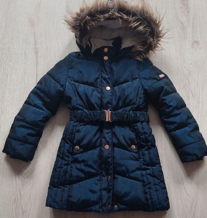 Płaszcz kurtka zimowa.Smyk. Rozmiar 110.
Nowy kosztuje 180 zł /45€ a t